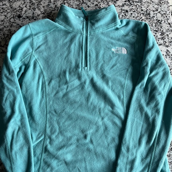 North Face Quarter Zip - Picture 3 of 7
